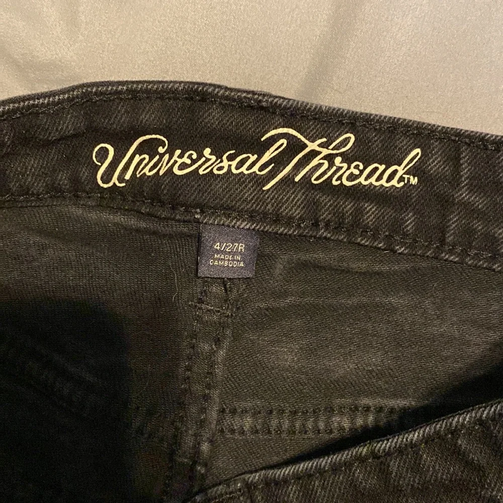 Universal Threads High Rise Shorts - Picture 3 of 3